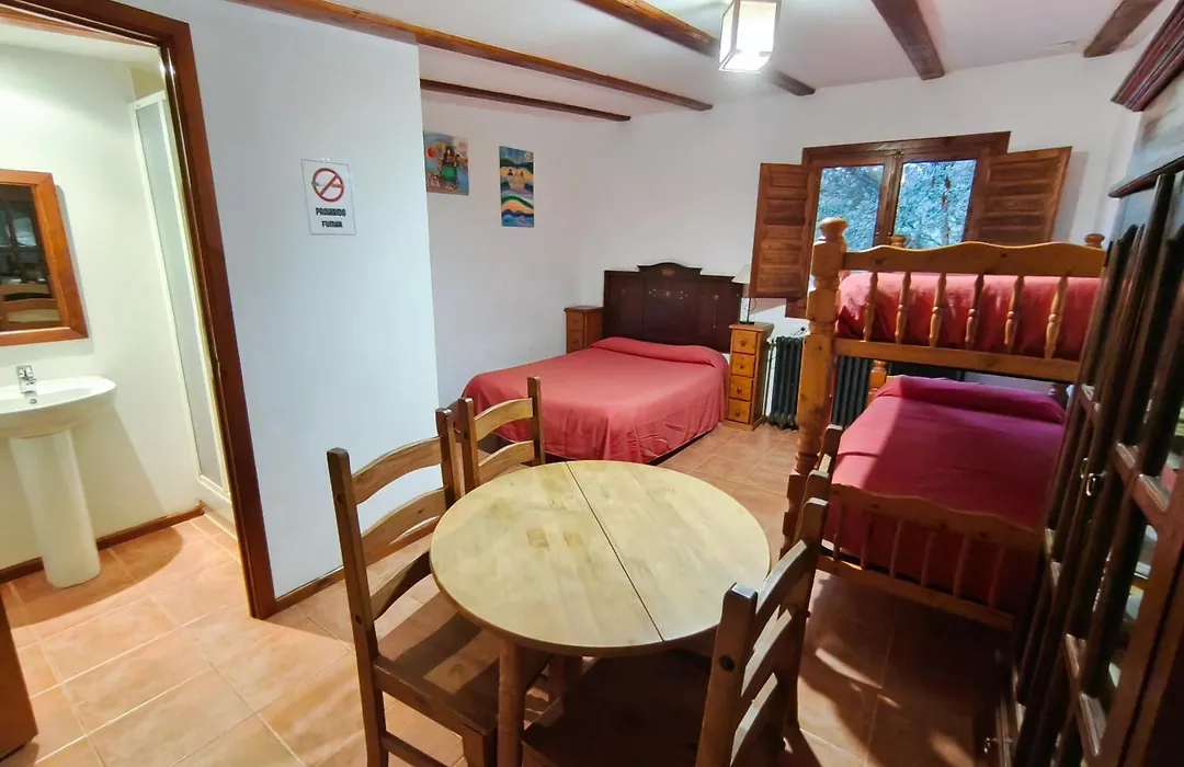 Casa Rural Fausto Camping Cerca de Dinópolis-1