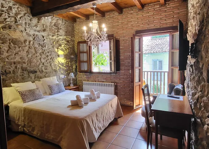 Hostal El Juacu Llanes